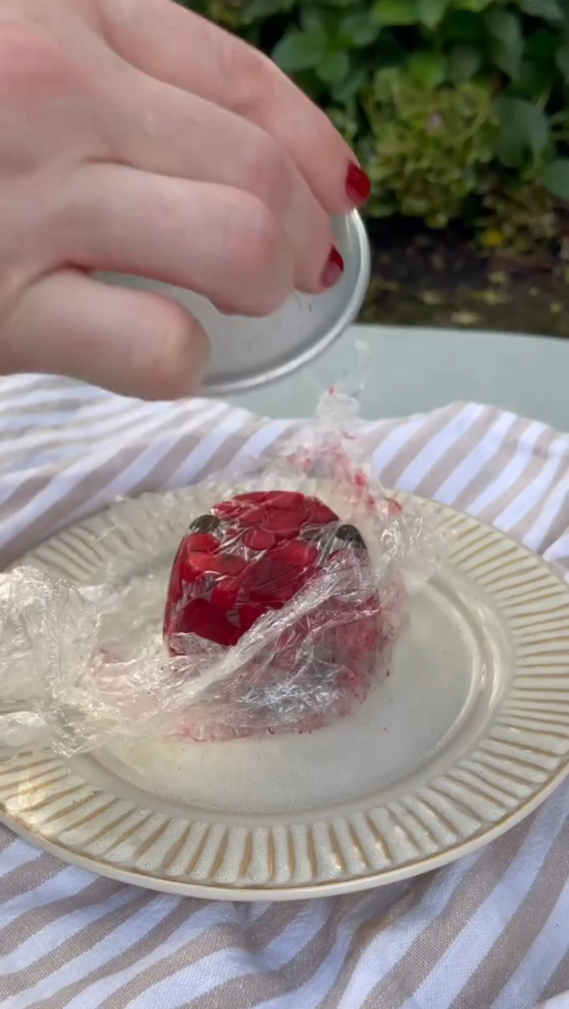 turning out the frozen berries