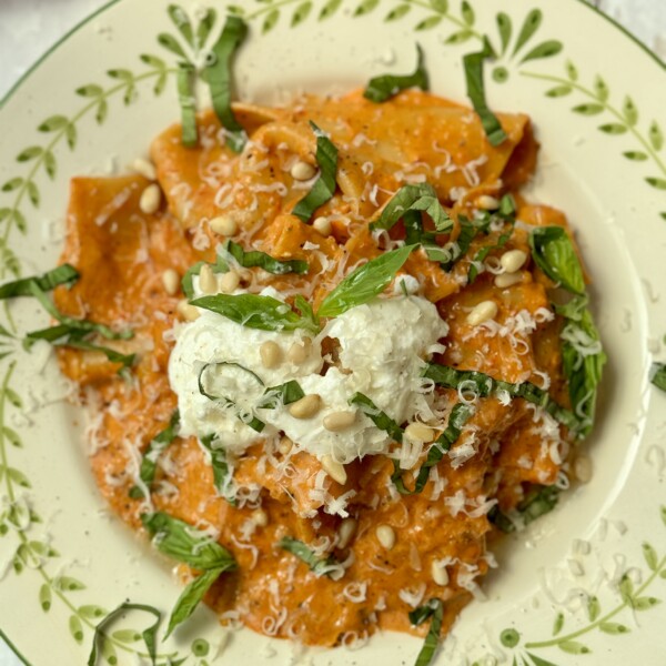 roasted red bell pepper sauce on pasta