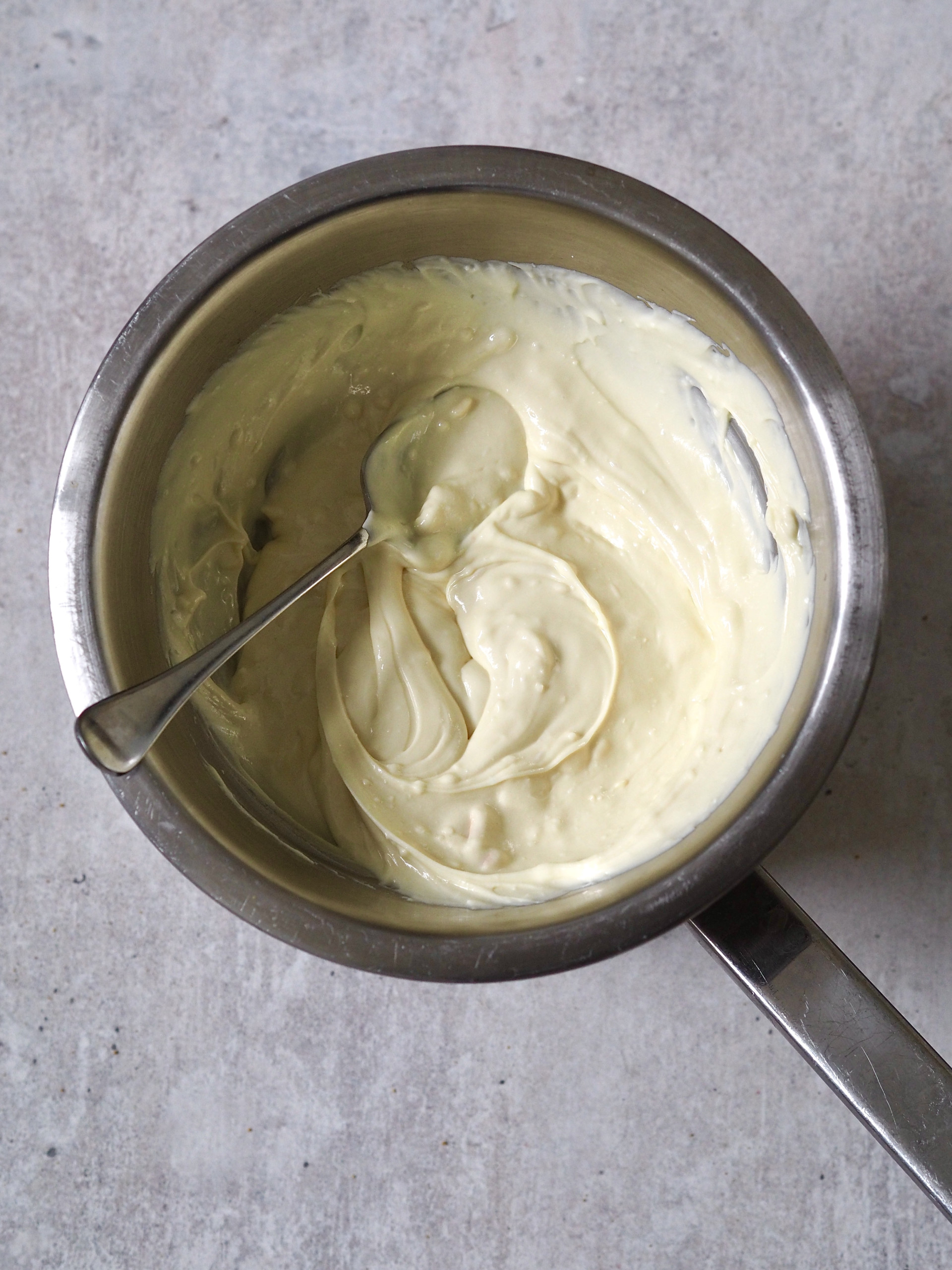 melted white chocolate ganache for cheesecake