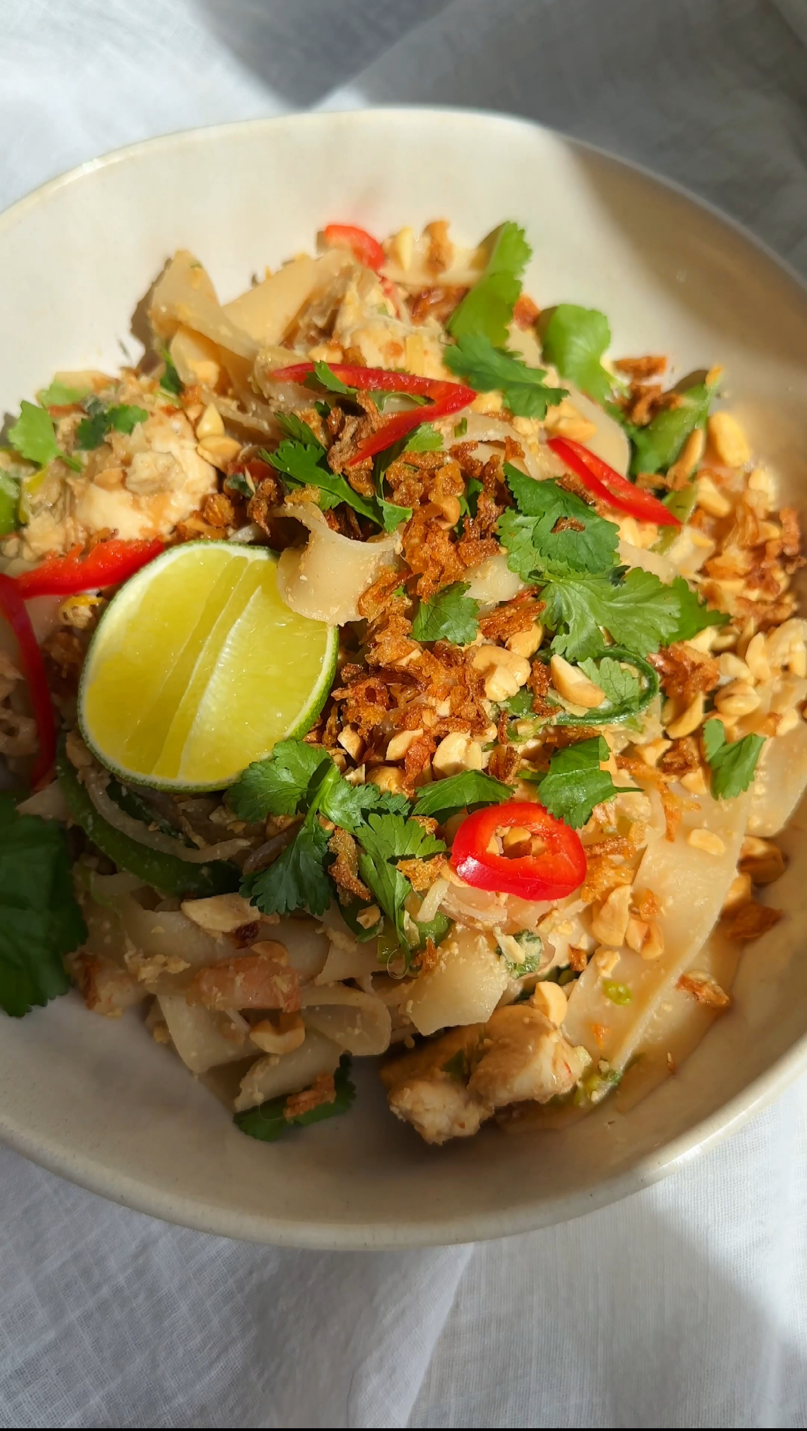 wagamama pad thai in stone bowl