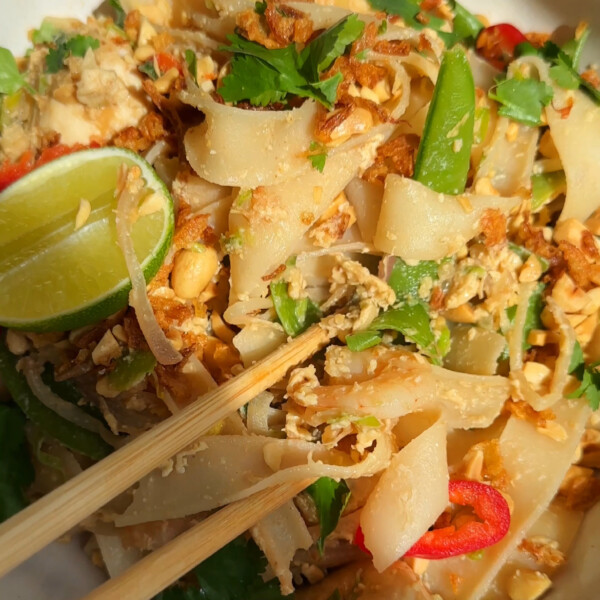 wagamama pad thai in stone bowl