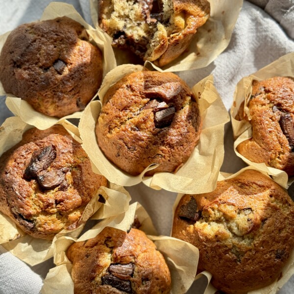 banana chocolate chunk muffins