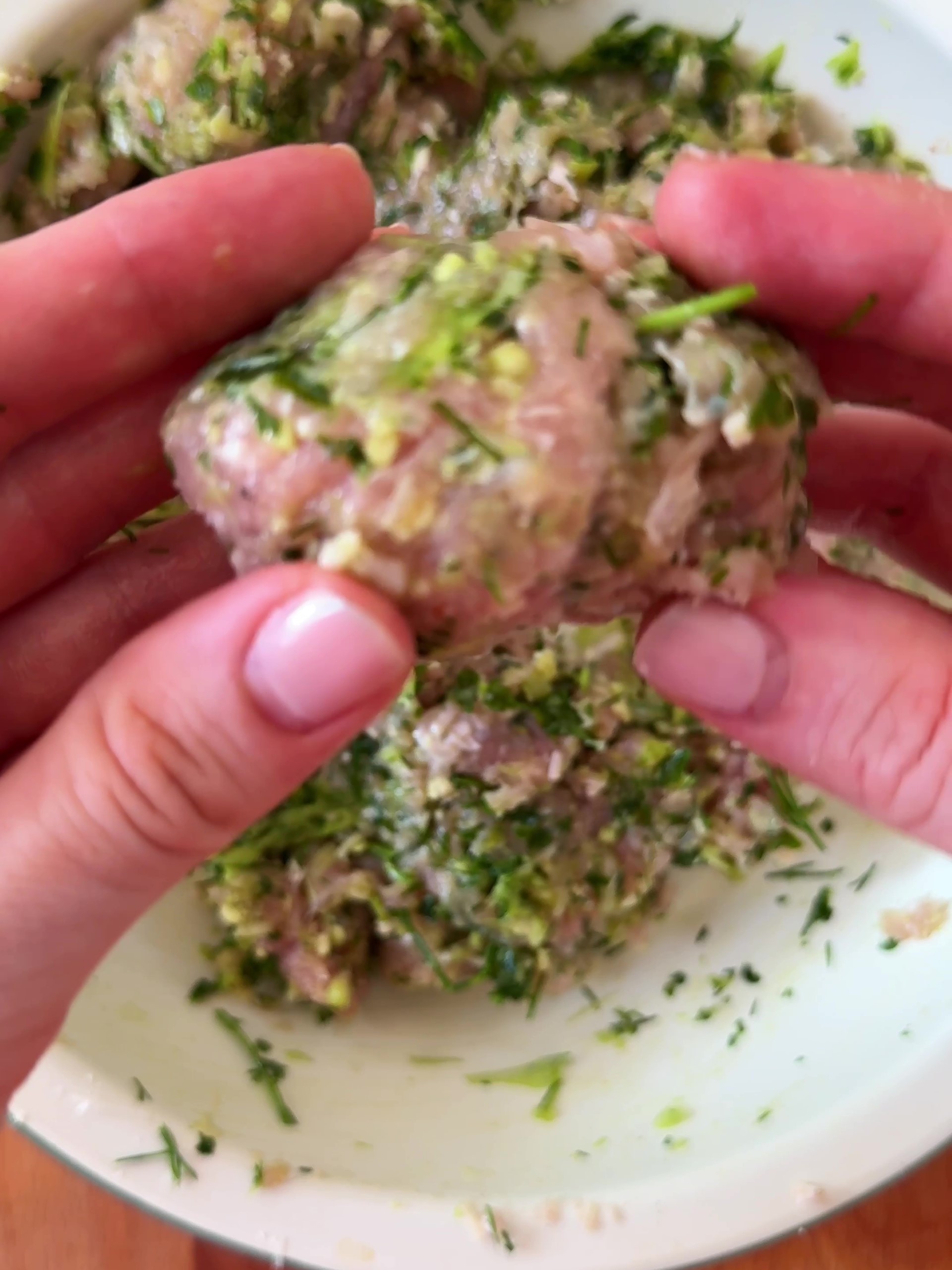 press the mixture together and roll into koftas.