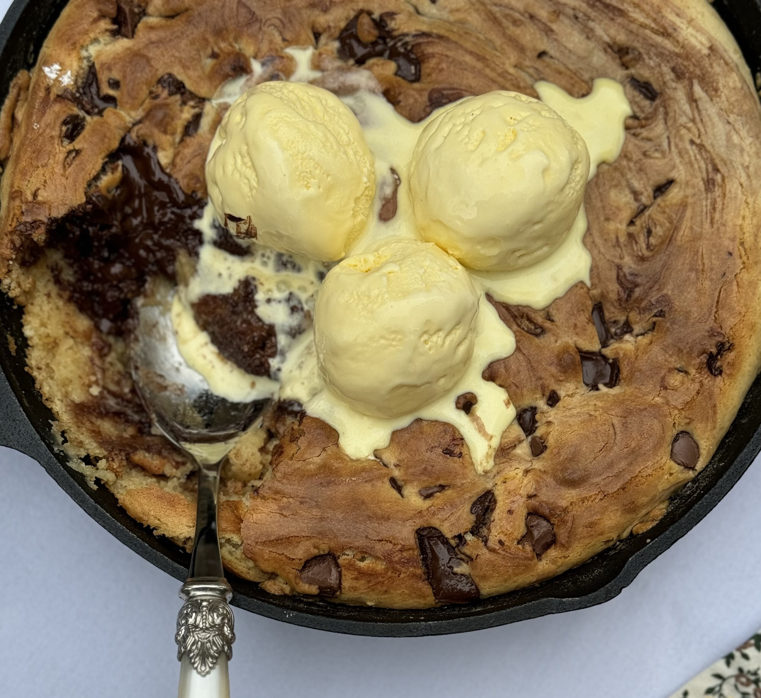 Chocolate Chip Skillet Cookie

