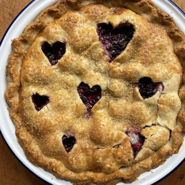 Blackberry Pie with Cream Cheese