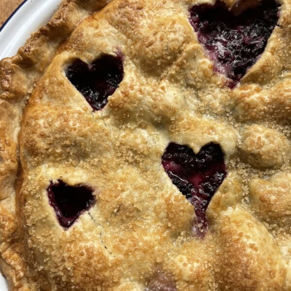 Blackberry Pie with Cream Cheese