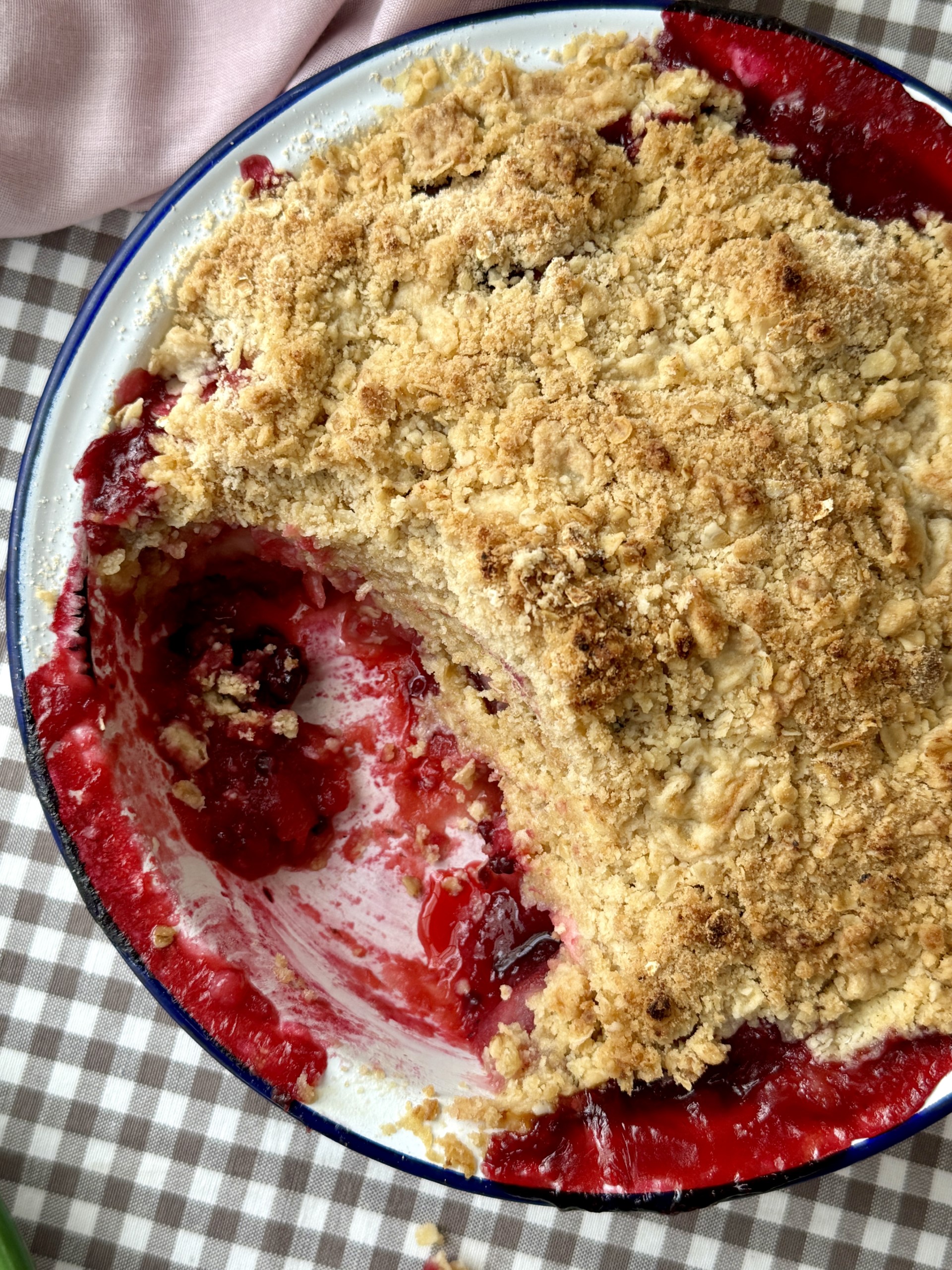 Apple and Blackberry Crumble