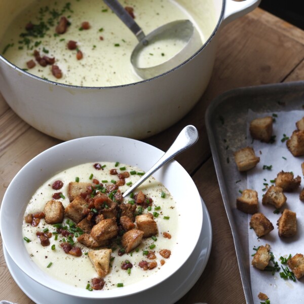 Creamy Potato and Leek Soup with Bacon Croutons