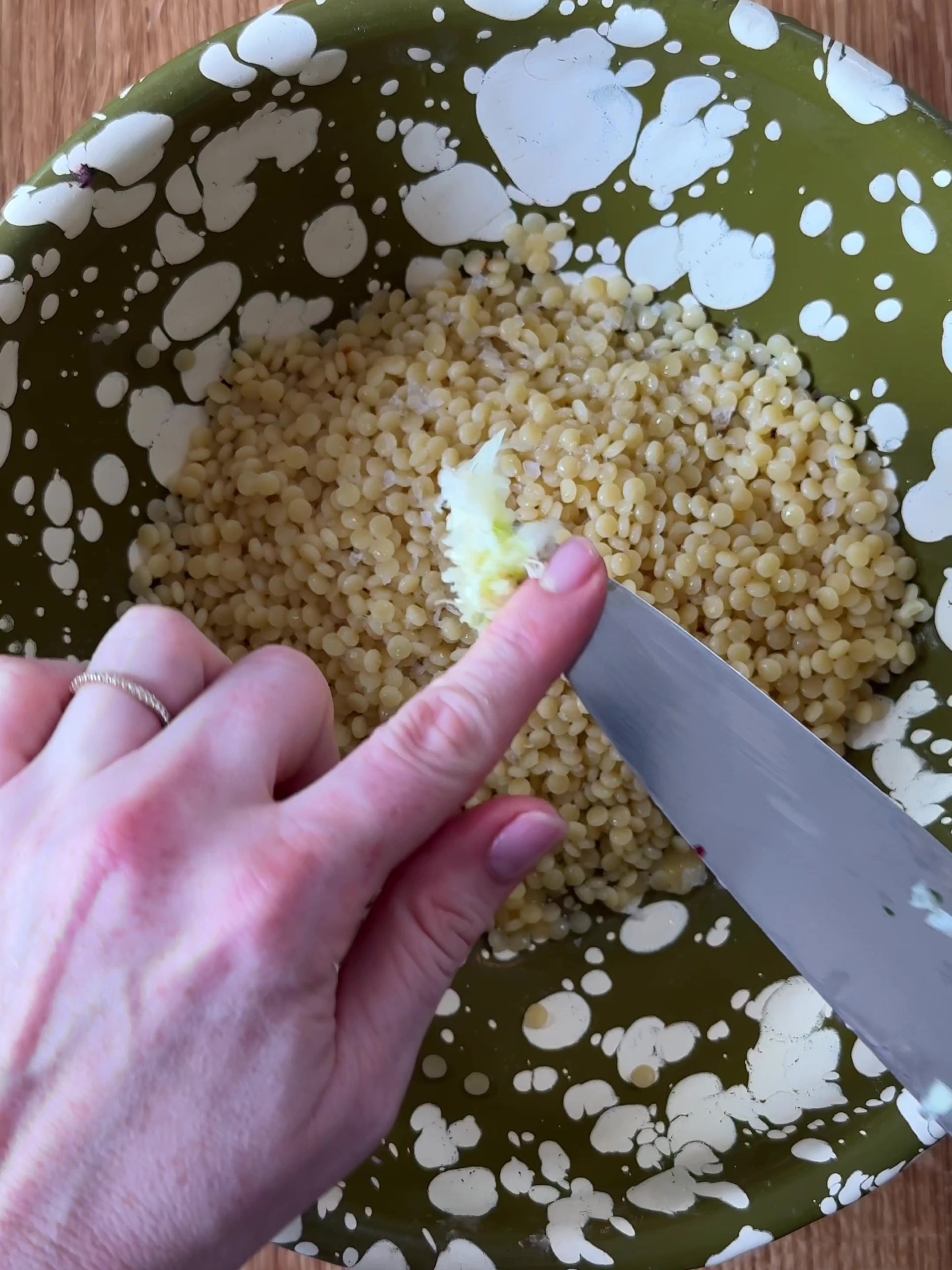 Adding garlic to couscous