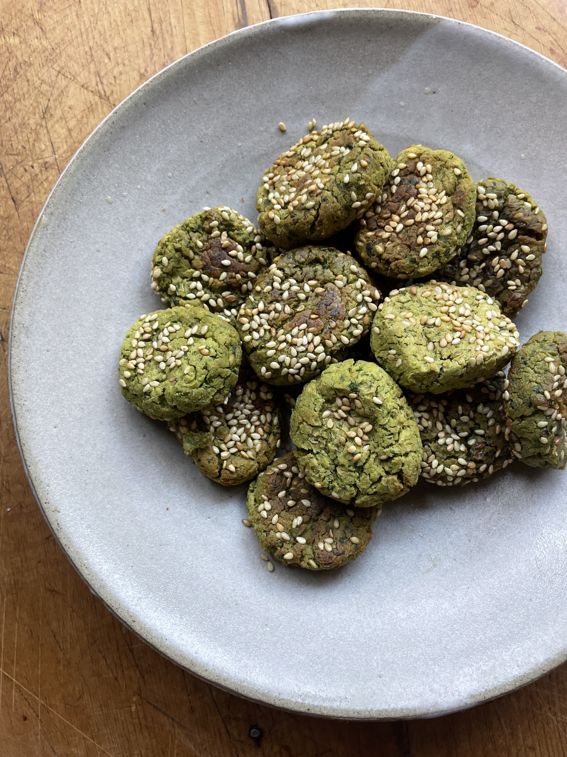 Baked falafal on a plate