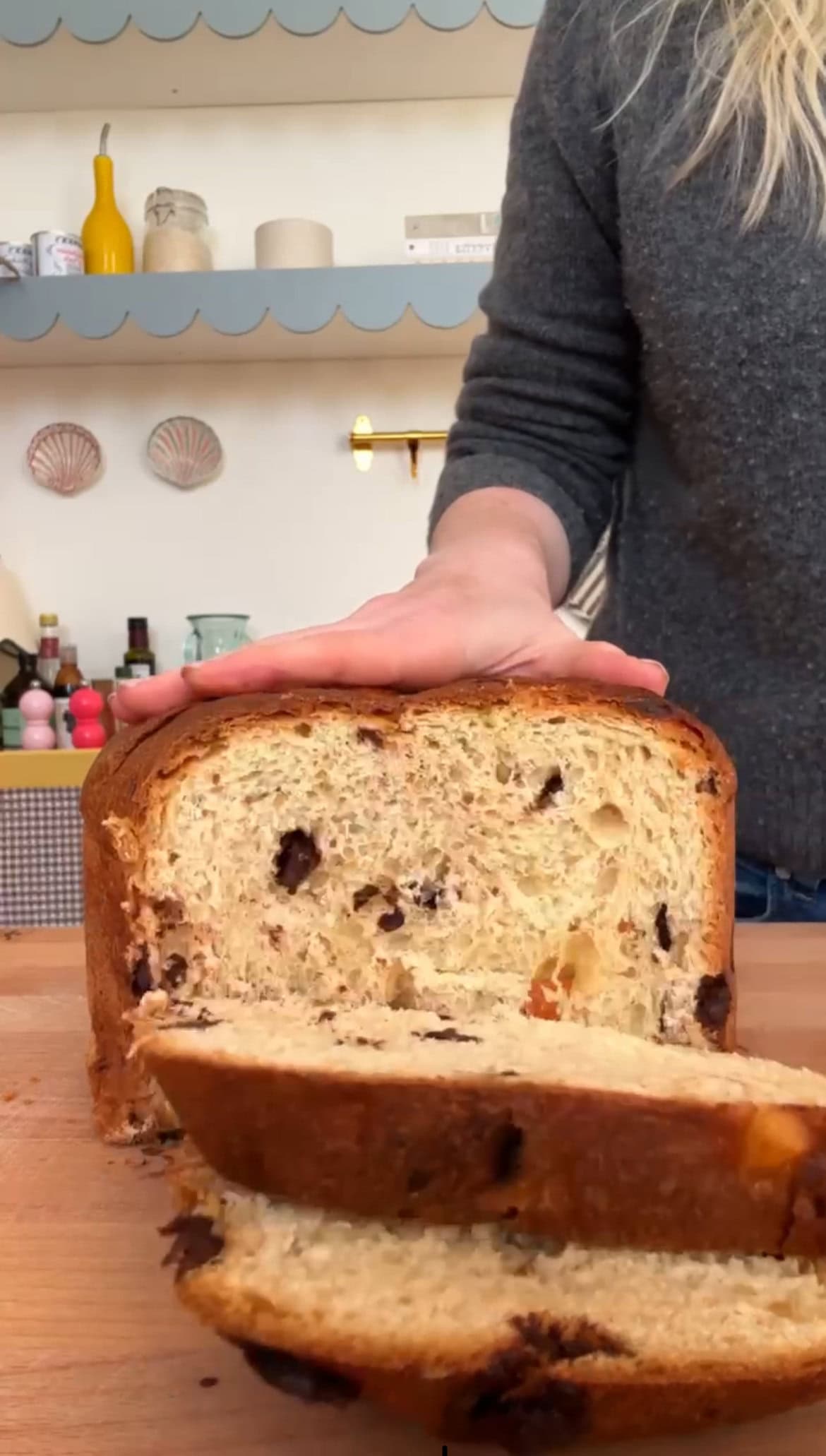 slicing the panettone.