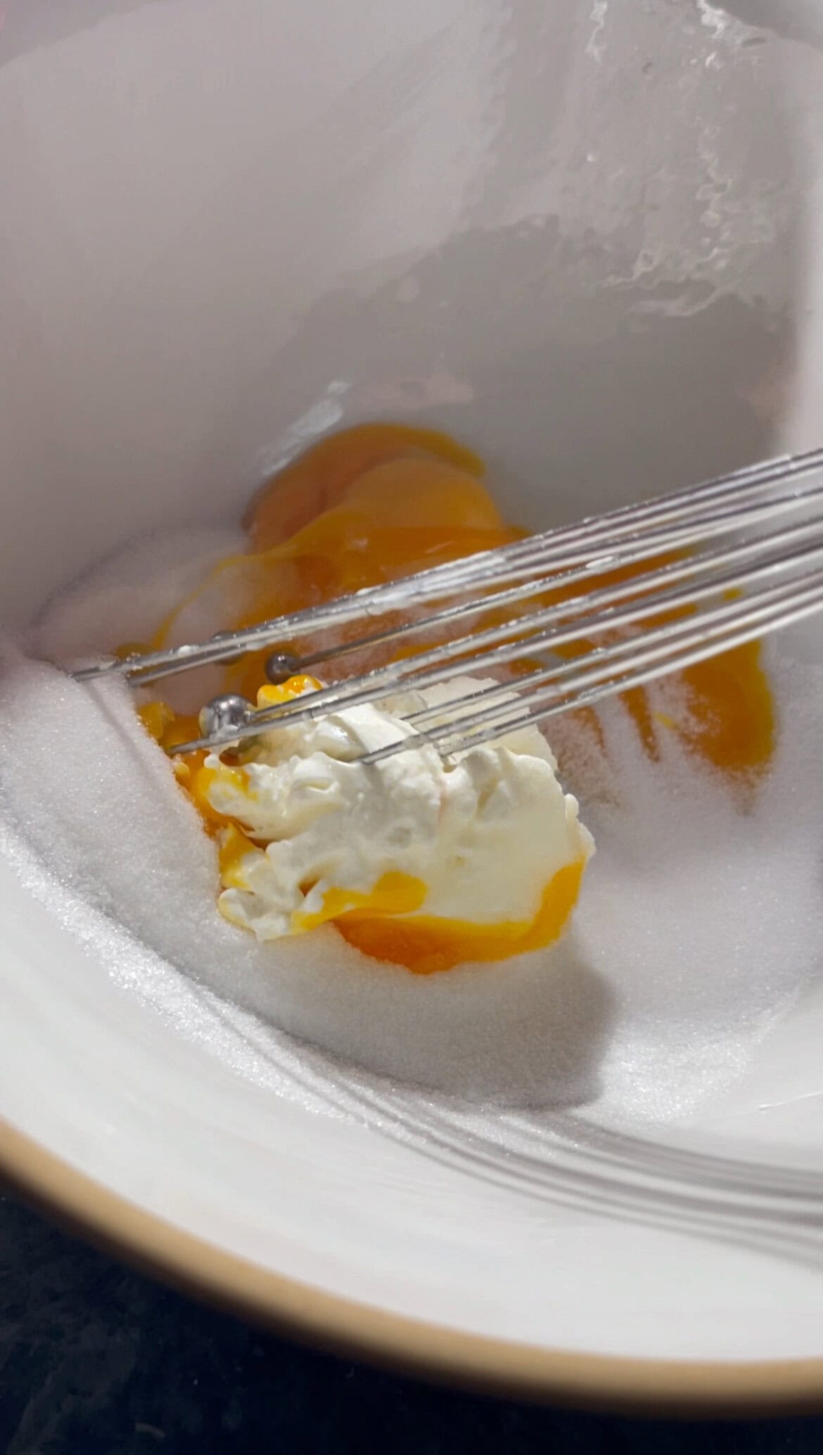 making mascarpone whipped cream.