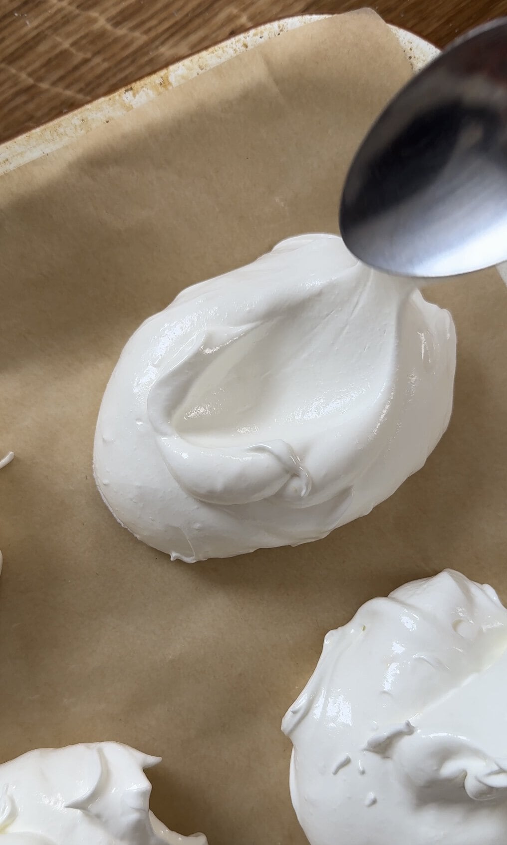 adding indents into meringues.