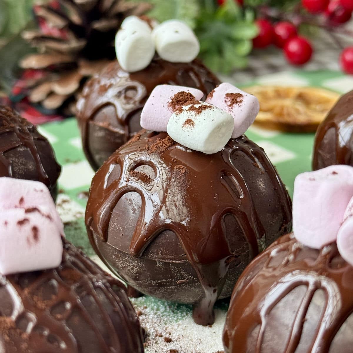 【*ChocoLate Bomb!!】生写真 Hot Chocolate Bomb - Morkes Chocolates